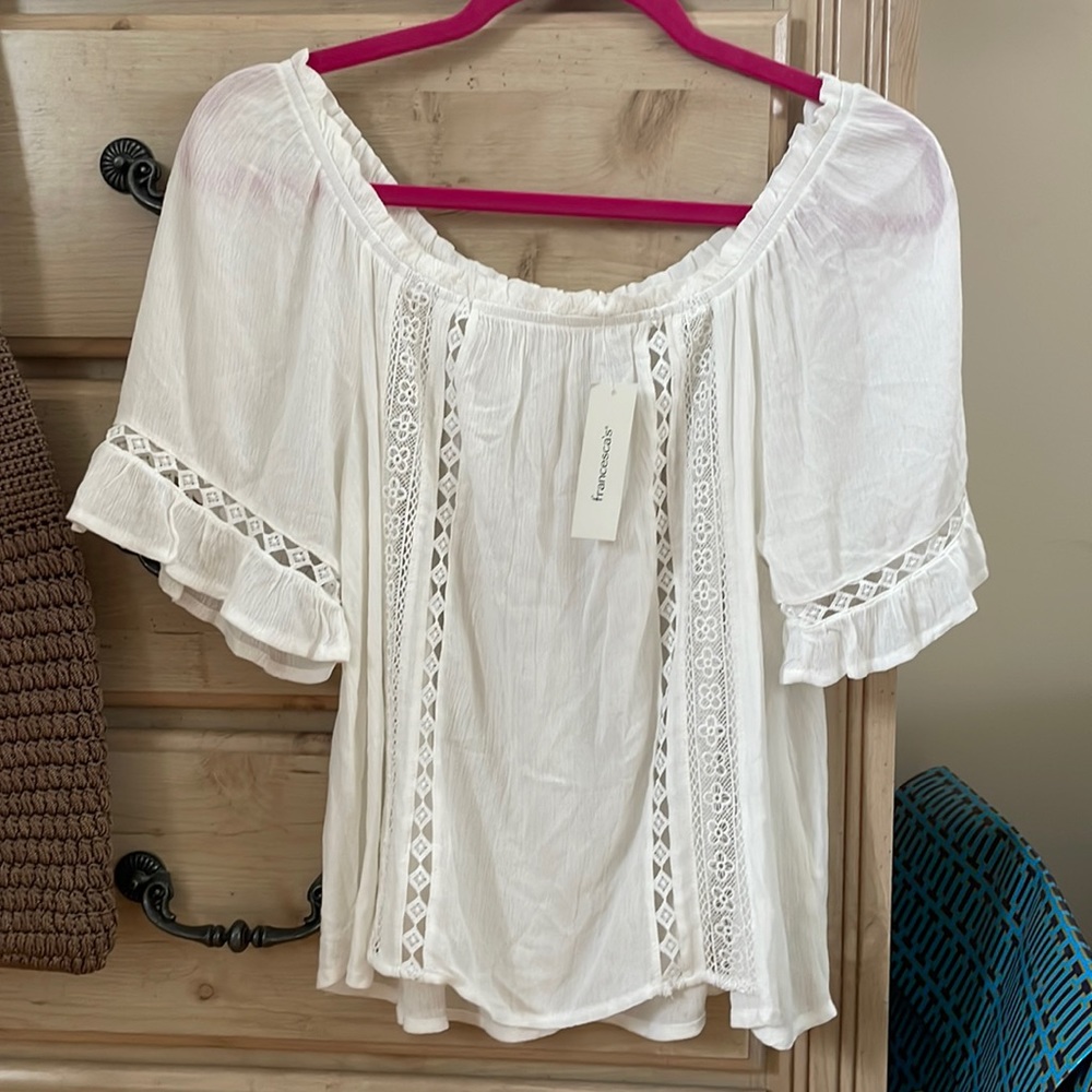 Francesca’s Off-shoulder white blouse top